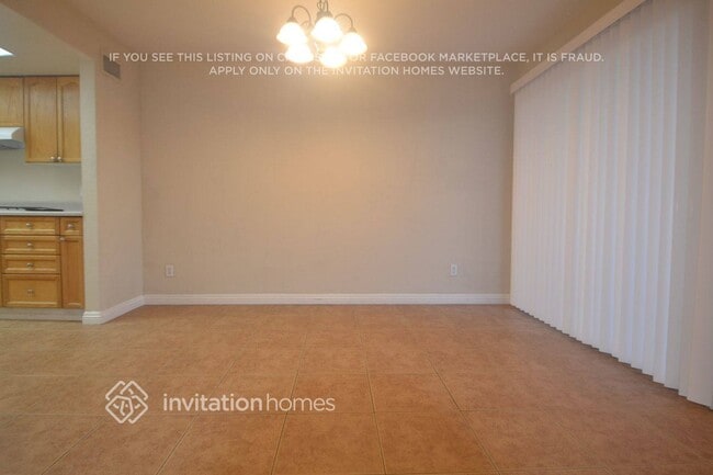 Building Photo - 4035 Grasmere Ave
