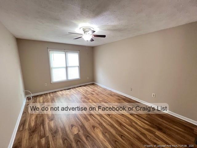Foto del edificio - 539 Crooked Creek Ct