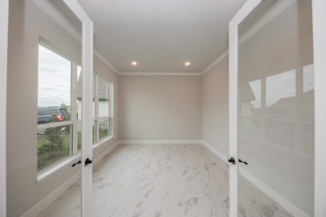 Foto del edificio - 21515 Blue Porterweed Trl