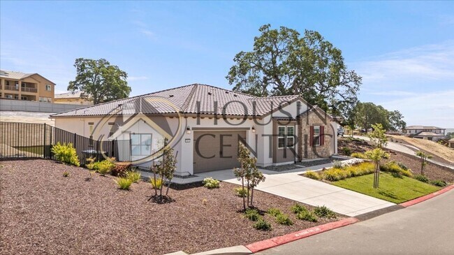 Foto del edificio - Modern & Elegant Living in Emerald Peak, E...