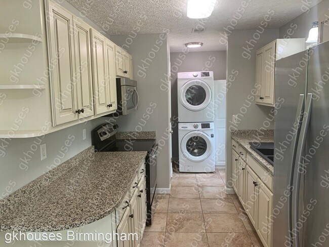 Building Photo - 4 br, 2 bath House - 1612 Deer Springs Rd