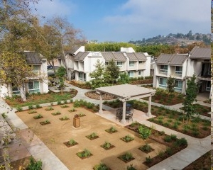 Building Photo - Poway Villas