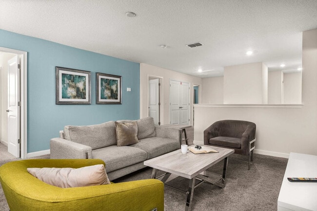 Building Photo - 1521 Flange Dr