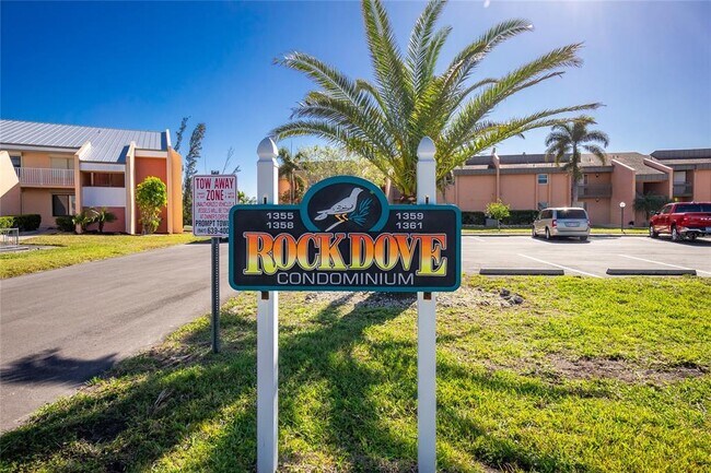 Foto del edificio - 1358 Rock Dove Ct