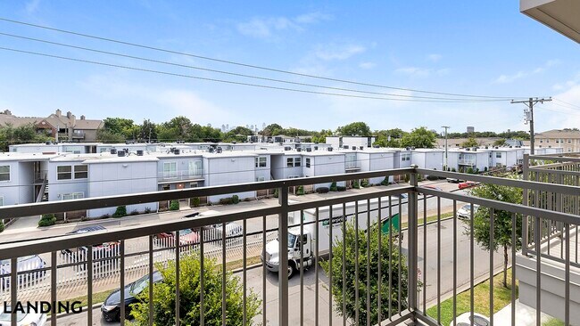 Foto del edificio - 3383 Cedarplaza Ln