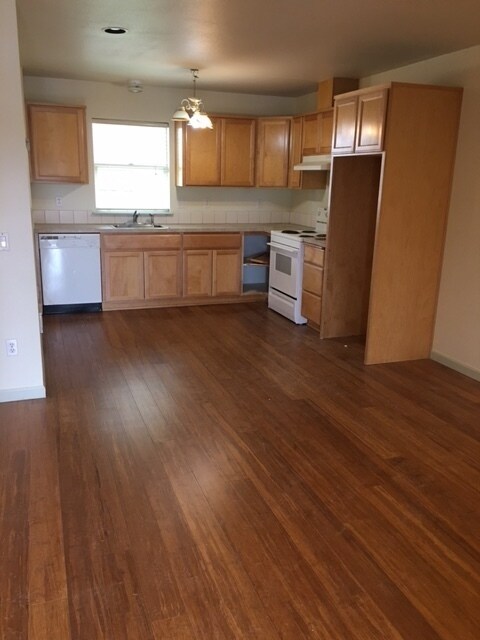 Foto del edificio - Condo close to downtown