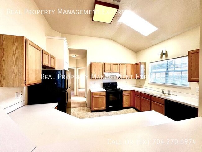 Foto del edificio - 109 Claremont Way