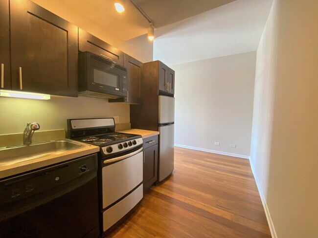 Foto del edificio - 520 W Wellington Ave