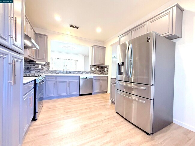 Foto del edificio - 4311 Pine Creek Cir