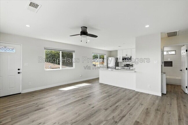 Building Photo - 4971 72nd St