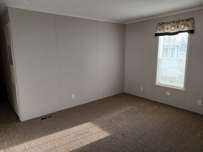 Foto del edificio - 3514 Sally Mae Terrace