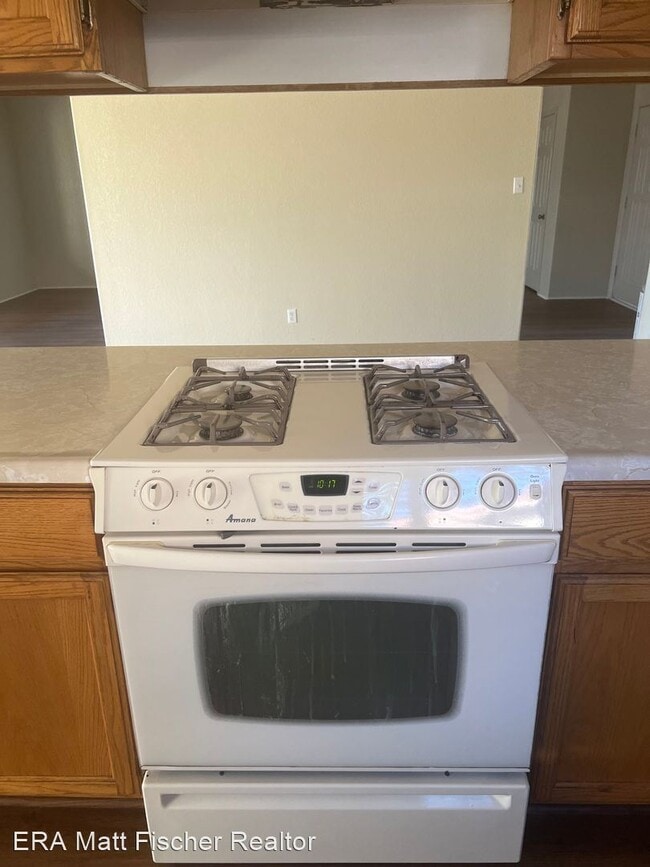 Foto del edificio - 4 br, 2 bath House - 8683 E. 24th Pl.