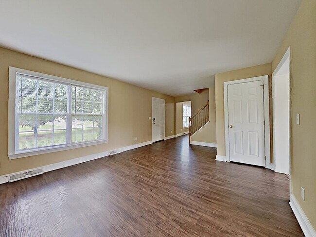 Foto del edificio - 1177 Landsdown Dr