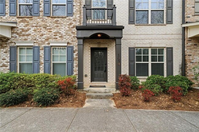 Foto del edificio - 1450 Baygreen Rd