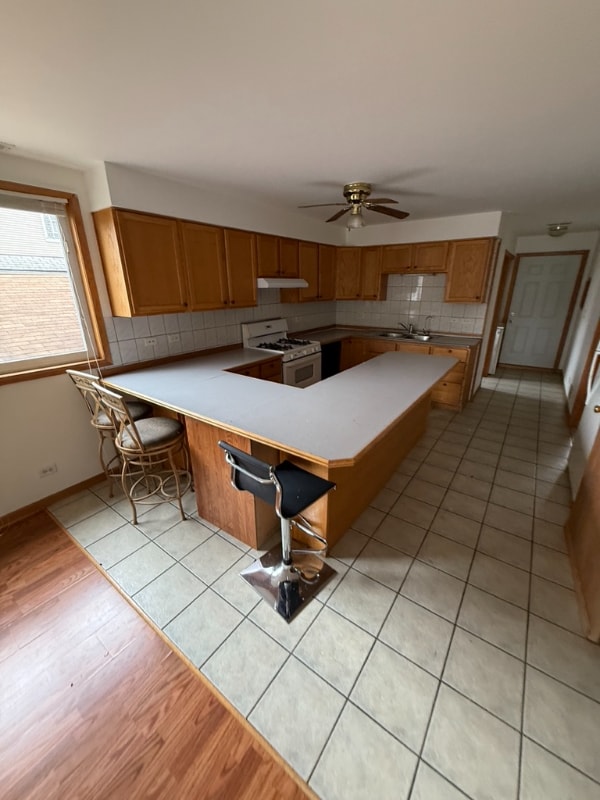 Foto del edificio - 6119 W Giddings St