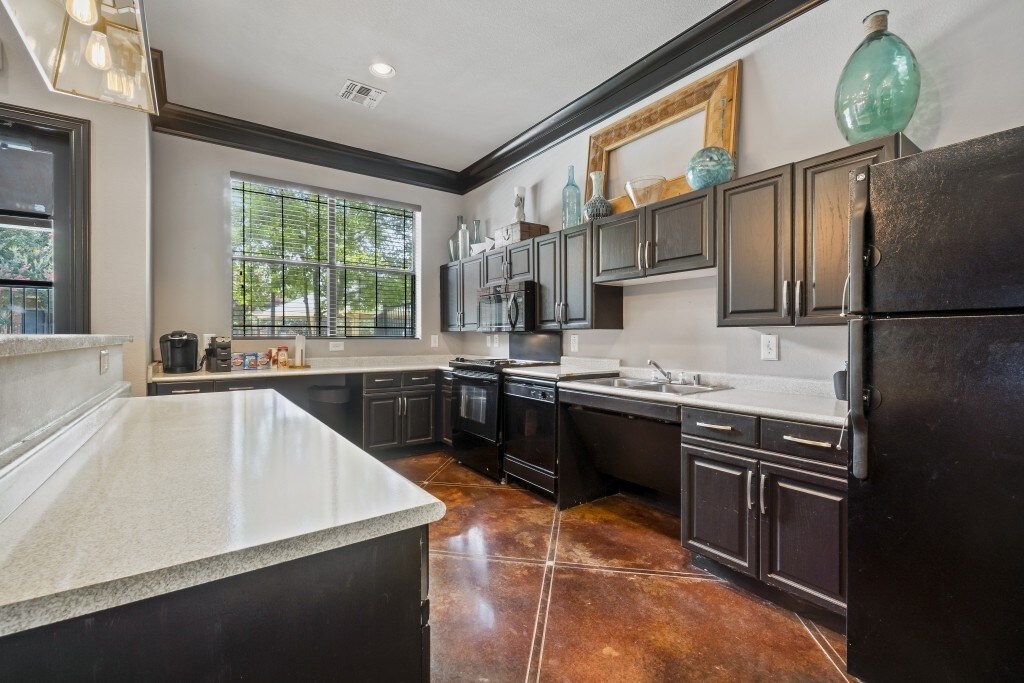 Desoto Ranch Apartments in Desoto, TX