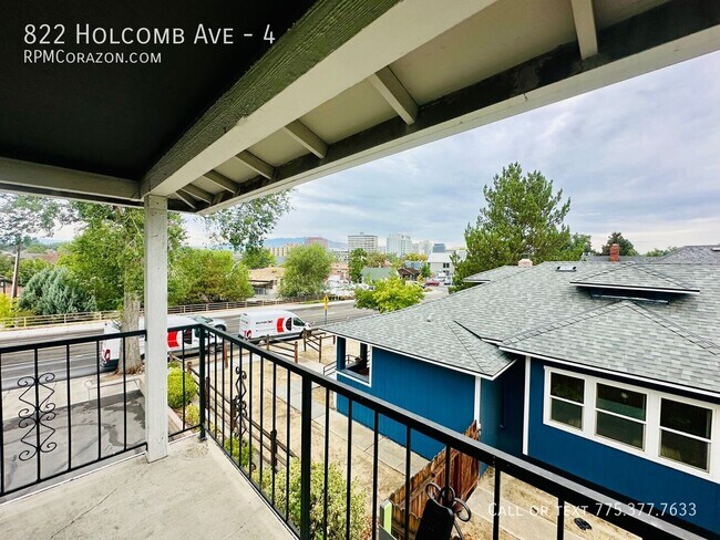 Foto del edificio - 822 Holcomb Ave
