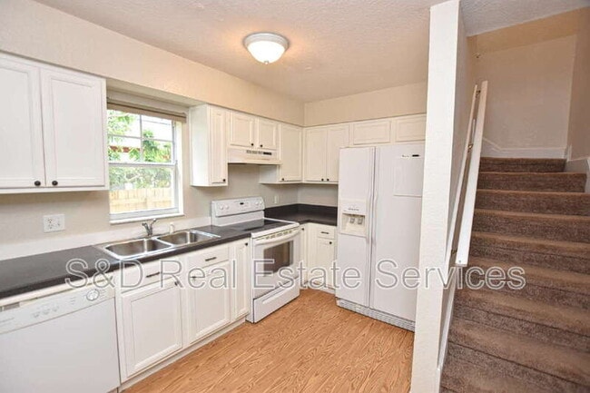 Foto del edificio - 302 W Belmar St