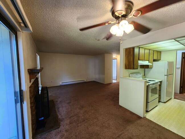 Foto del edificio - 12303 118 Ave Ct E