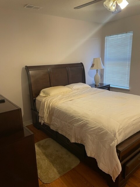 Bdrm 3 - 1916 Touro St