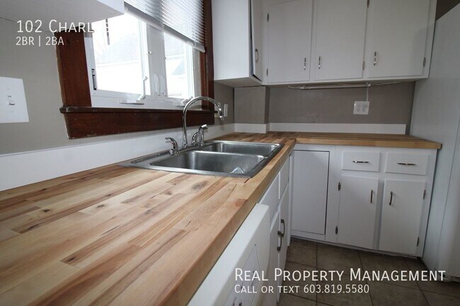 Building Photo - Charming 2 Bedroom in Rochester!