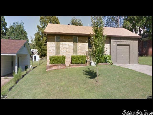 Foto principal - 5806 Lowrance Dr
