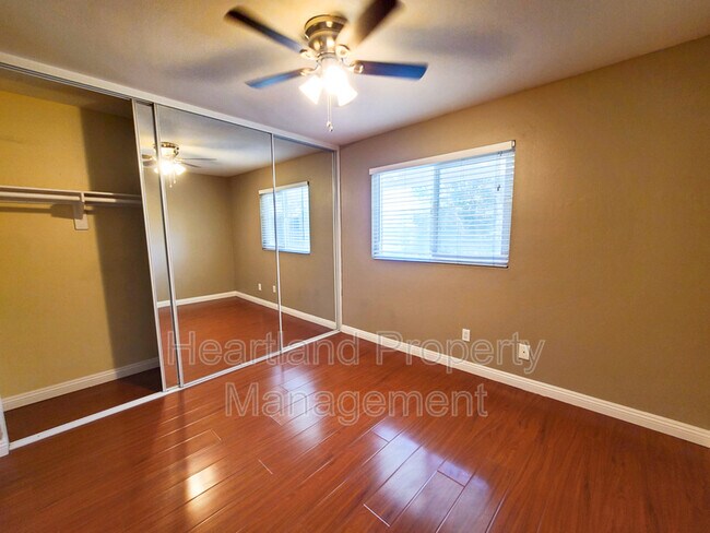 Foto del edificio - 6333 College Grove Way