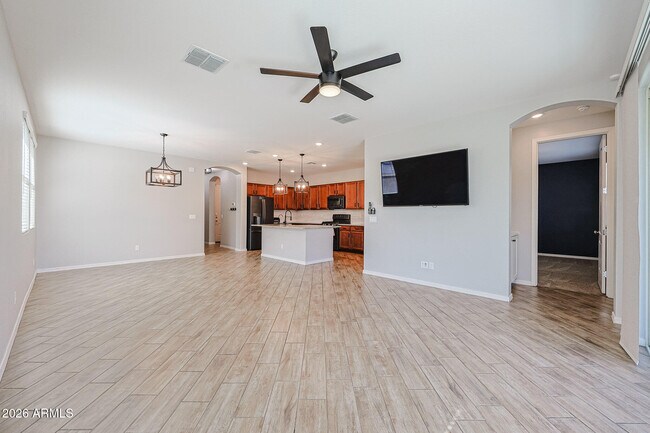 Foto del edificio - 15269 W Pierce St