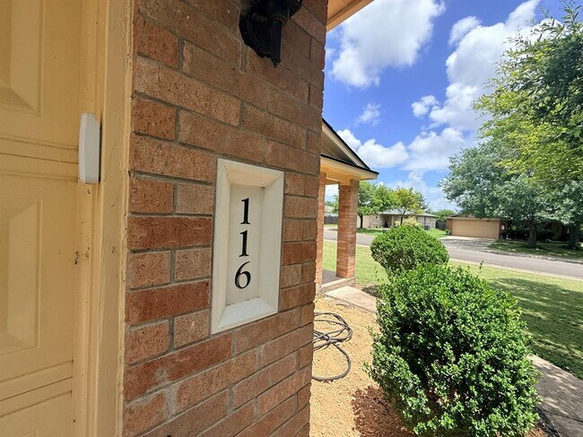 Foto del edificio - 116 Spur Cove