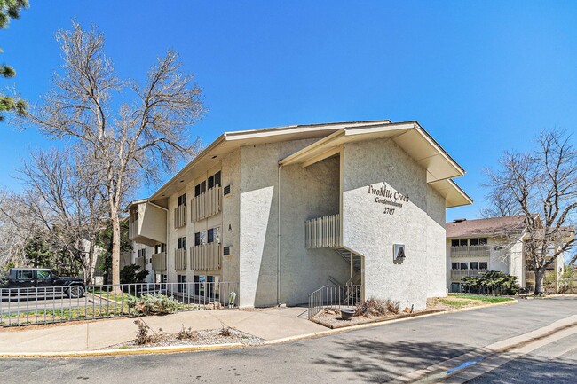 Foto del edificio - 1 Bed / 1 Bath Condo for Rent in Central Boulder $1,545/mo
