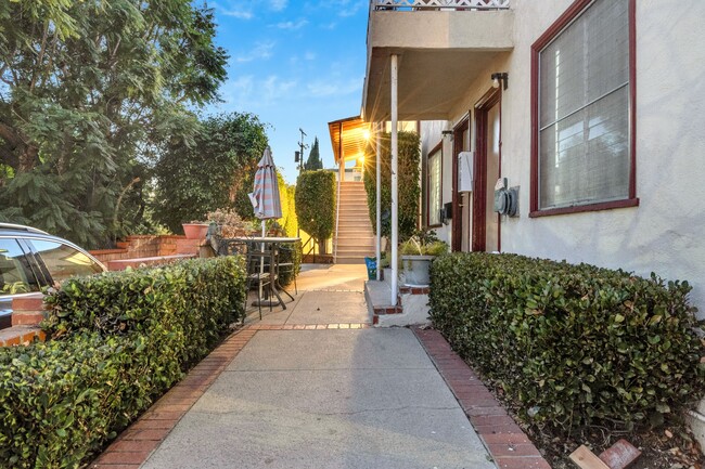 Patio - Federal Apartments