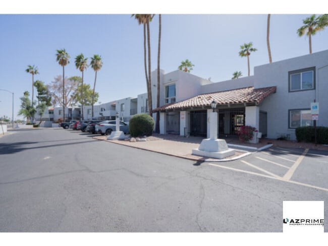 Prepare to be Enchanted by This Fully Furnished 1/1 Phoenix Condo - A Hidden Gem Where Style Meets S - Prepare to be Enchanted by This Fully Furnished 1/1 Phoenix Condo - A Hidden Gem Where Style Meets S