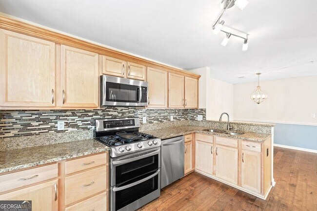 Foto del edificio - 4140 Riverlook Pkwy SE