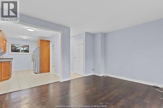 Building Photo - 6432 Thornberry Crescent