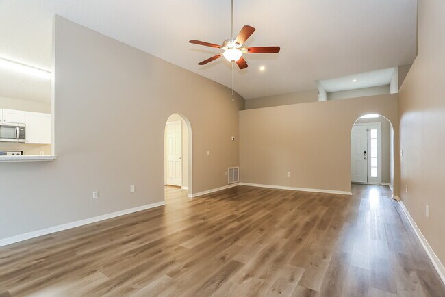 Foto del edificio - 10415 Song Sparrow Ln