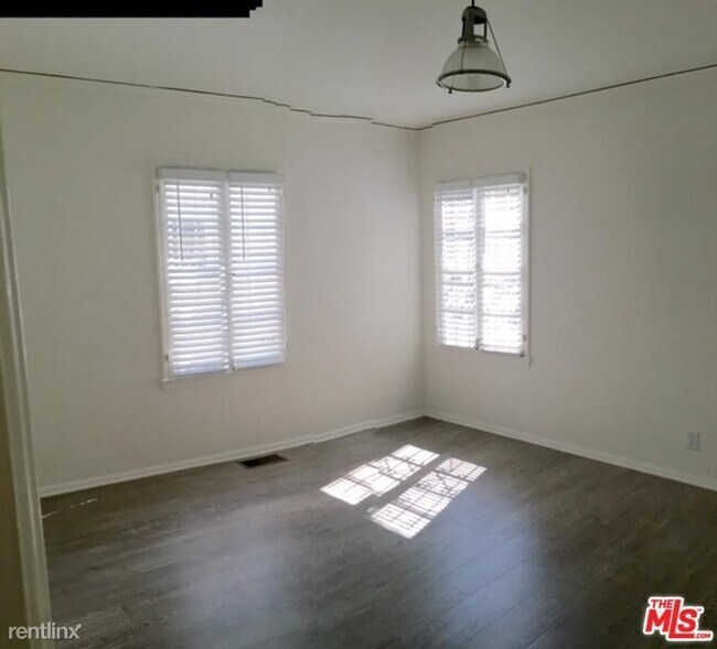 Foto del edificio - 2 br, 2 bath Condo - 1145 S Bedford St