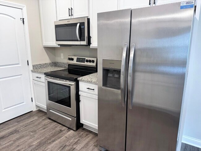 Foto del edificio - 6533 Fortuna Ave