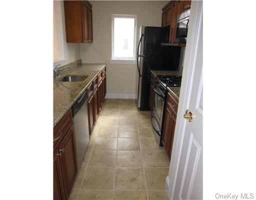 Building Photo - 101 Tondo Cir