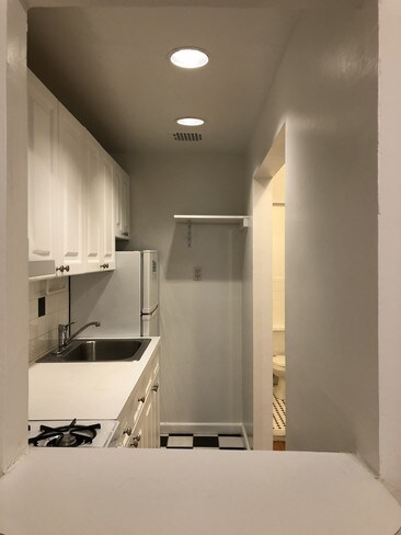 Foto del edificio - 189 E 93rd St