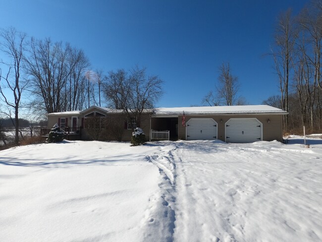 Building Photo - 942 Butler Pike