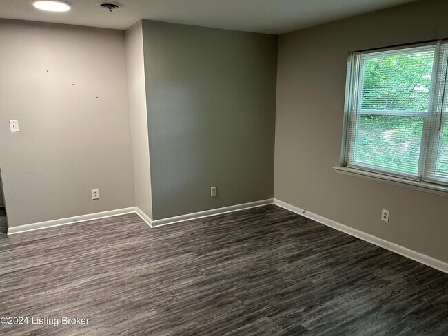 Building Photo - 449 Mt Holly Ave