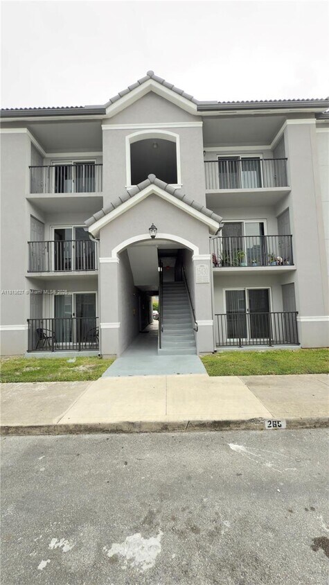 Primary Photo - 15430 SW 284th St