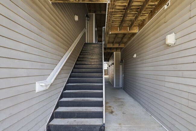 Foto del edificio - 2 Bedrooms 2 Bathrooms Condo