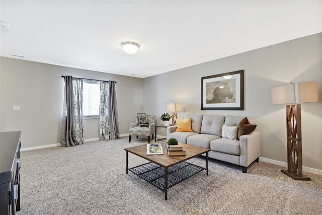 Building Photo - Beautiful 2 Bed 2.5 Bath Townhome in Nampa!