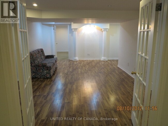 Building Photo - 23 Bradgate Dr