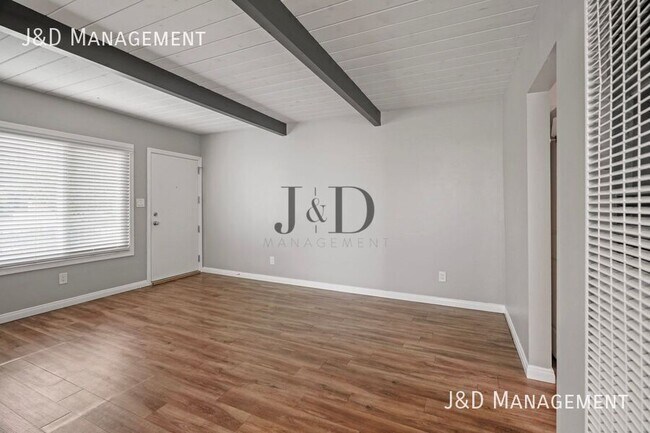 Foto del edificio - 4154 Udall St