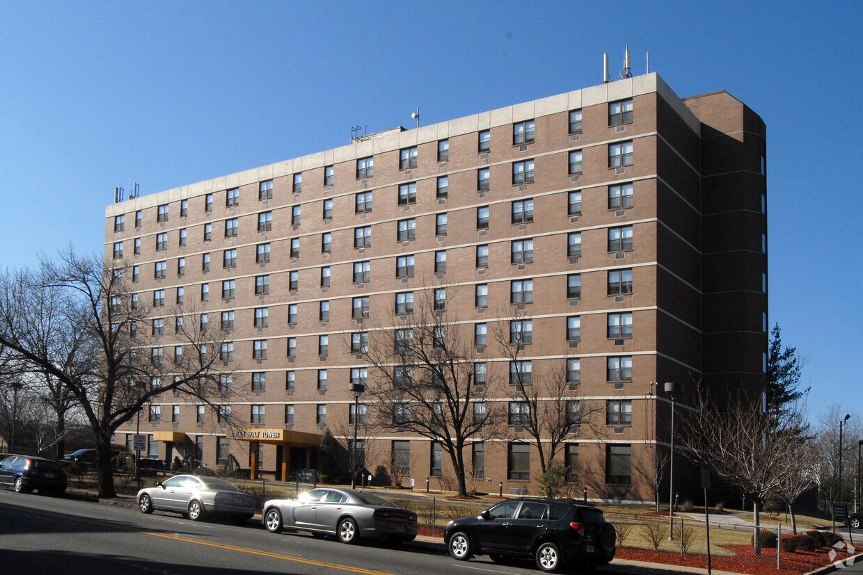 Building Photo - Bailey-Holt Tower