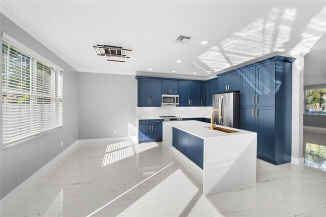 Foto del edificio - 15580 SW 49th Ct