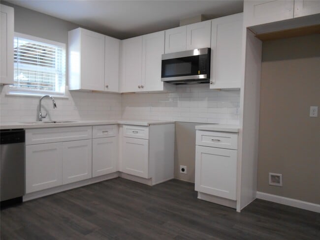 Foto del edificio - 1547 Greenfield Rd