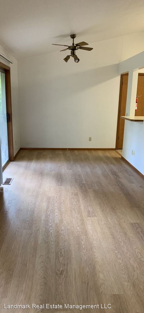 Building Photo - 3 br, 2 bath House - 1430 Welling Road